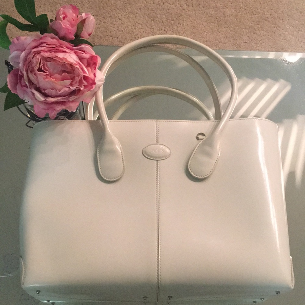 Tod’s ‘D’ in Italian white leather
